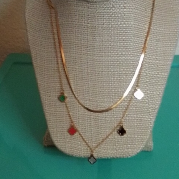 Chic Gold Necklace with Colorful Charms